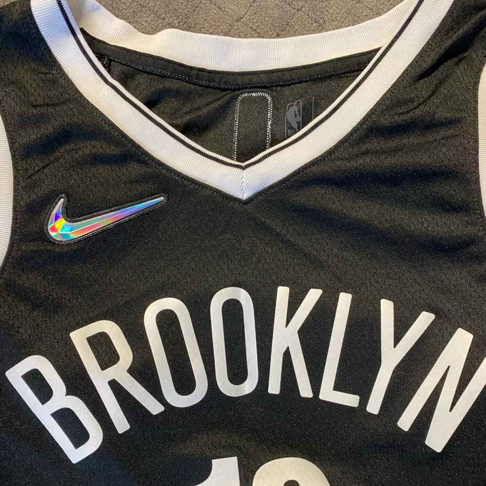 Mens New With Tags Medium #13 Harden  Size Medium NBA Jersey.